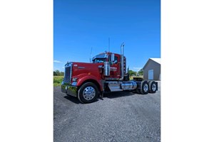 2016 Kenworth KW W9000  Truck-Log